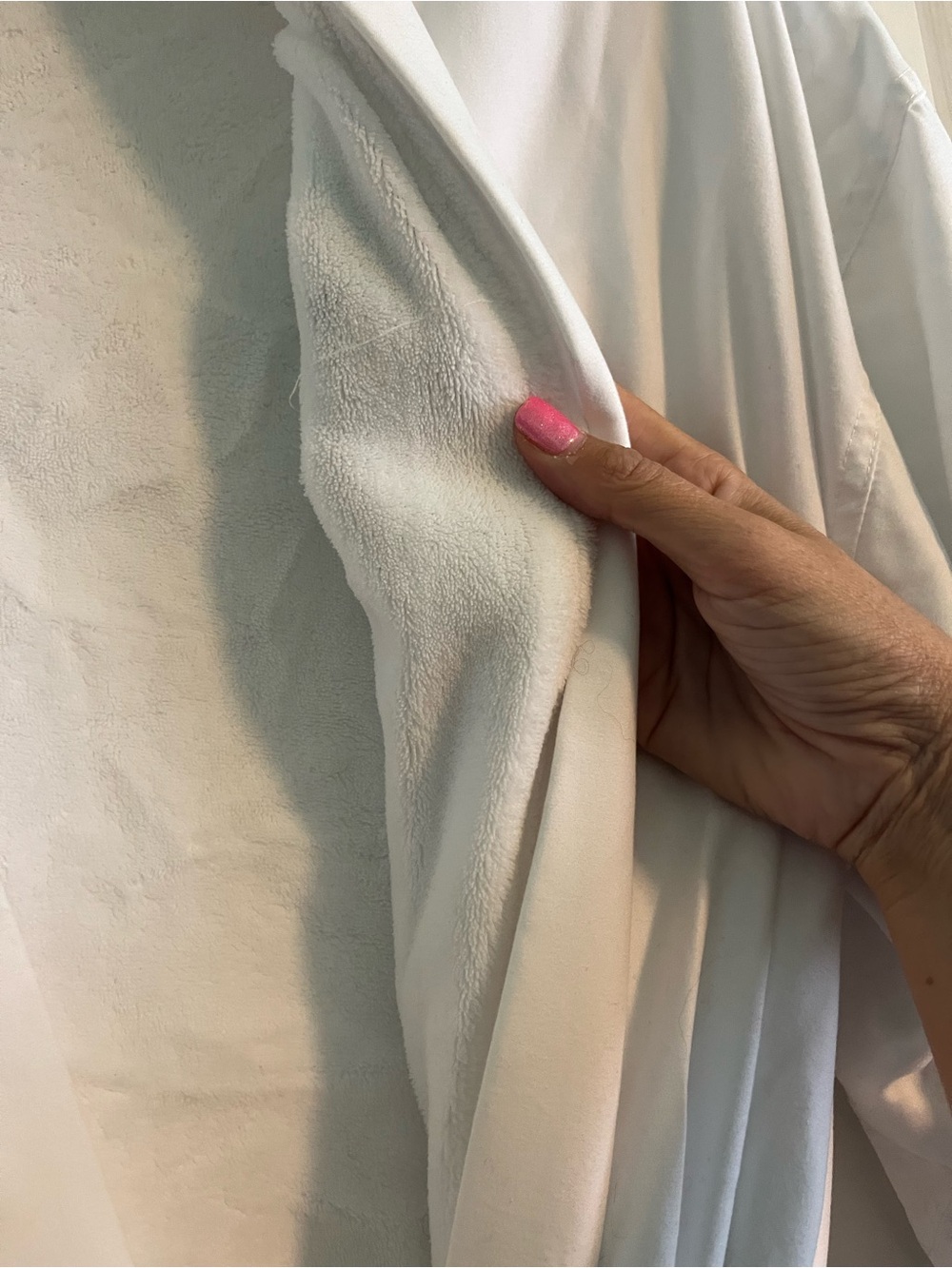 Disneyland Hotel exclusive Spa Robe - Picture 4 of 4